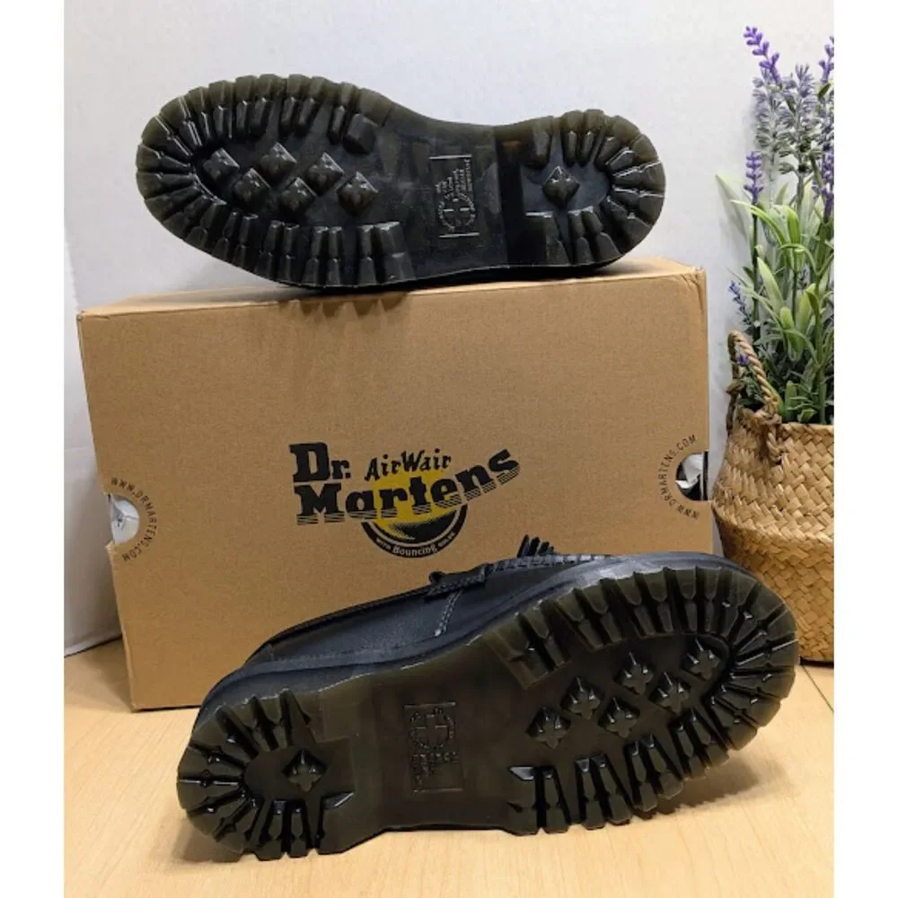 Dr. Martens doc martens